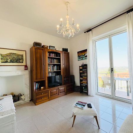 Casa Vacanze Con Vista Panoramica Frassinello Exteriér fotografie