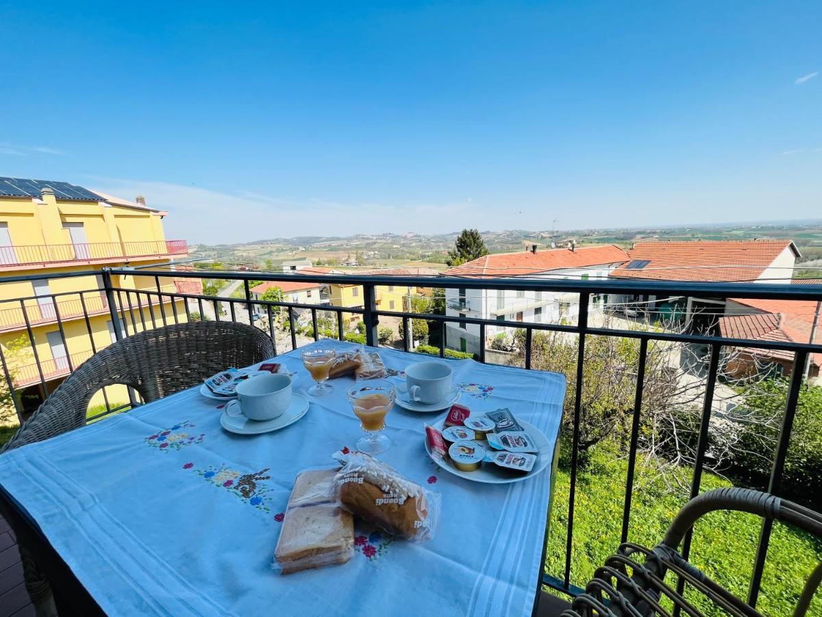 Casa Vacanze Con Vista Panoramica Frassinello Exteriér fotografie